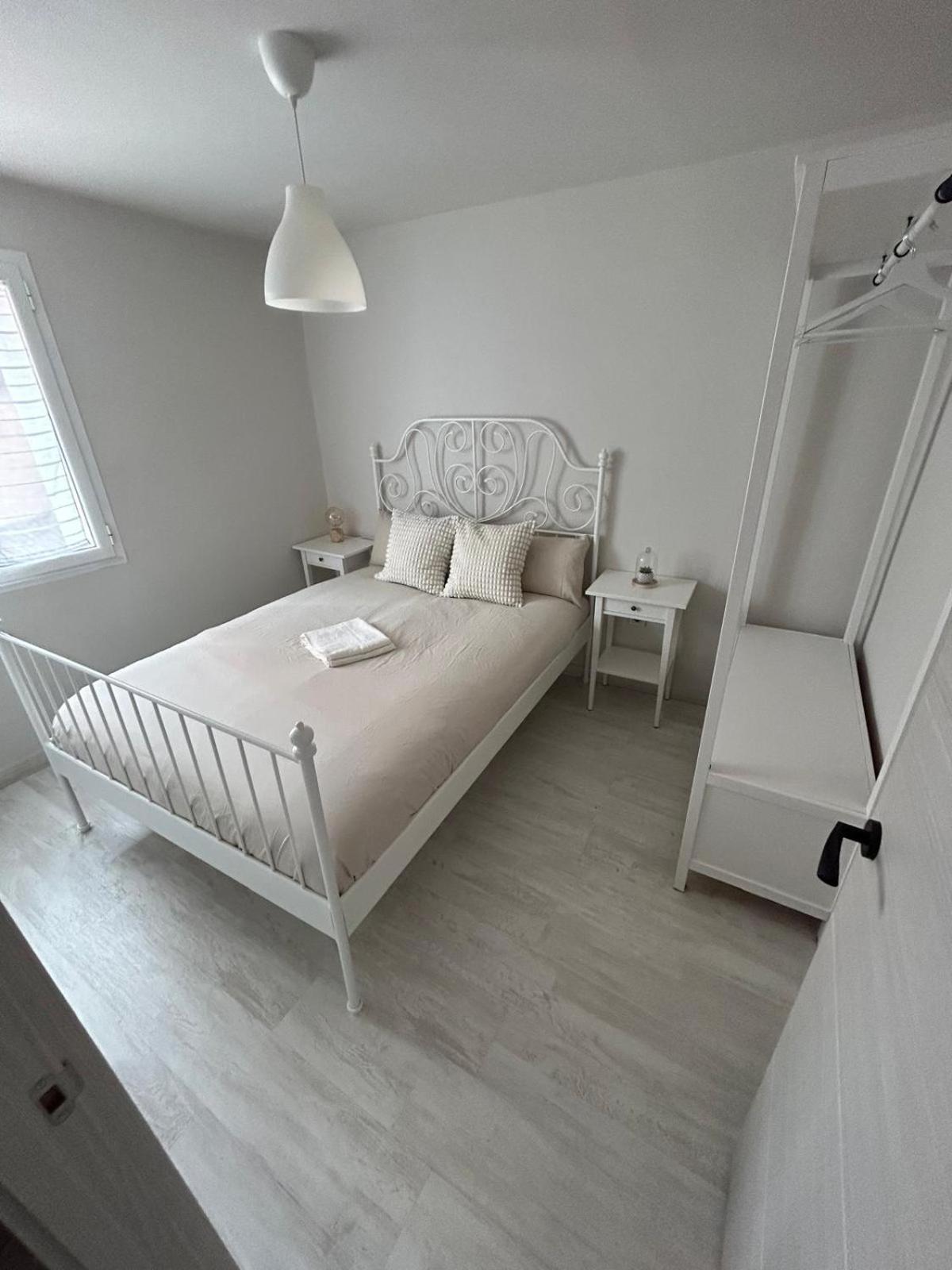 Calera Apartment *